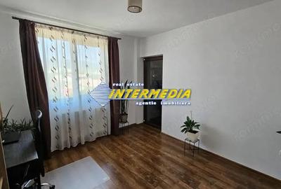 Apartament 3 camere Decomandat, Bloc Nou, Alba Iulia, Centru - 1