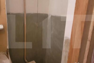 Apartament cu 3 camere decomandat în Alfa