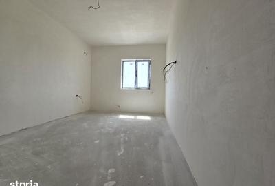 Casă cu 6 camere cu Teren 250 Mp în Central - 8