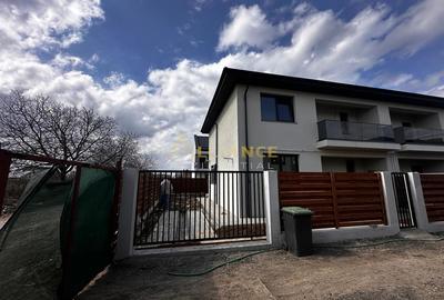 Duplex cu 3 camere cu Teren 107 Mp în Central - 4