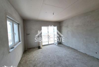 Casă cu 4 camere cu Teren 600 Mp în Sadu - 5