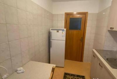 Garsonieră decomandată în Basarab - 1