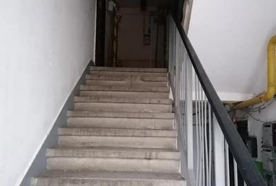 Apartament cu 2 camere decomandat în Central - 9