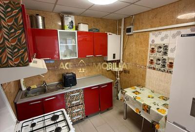 Casă individuală cu 7 camere cu Canalizare în Titan - 5