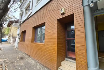 Imobil parter  - zona centrala -str Decebal colt cu Mircea cel Batran/84 mp - 2