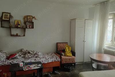 Apartament cu 2 camere decomandat în Trivale - 3