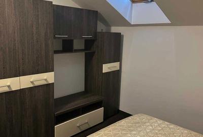 Apartament cu 4 camere decomandat în Cornișa - 6