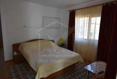 Casă cu 5 camere cu Teren 800 Mp în Mănăstireni - 1