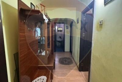 2 decomandate Craiovita, liber, spatios, zona buna, 54mp, bloc 1987 - 4