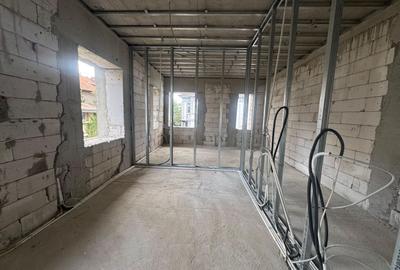 Casă cu 5 camere cu Canalizare în Dorobanți - 6