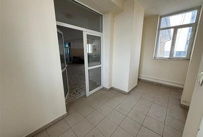 Spatiu comercial / birouri de inchiriat in zona Centrala - Focsani - 6