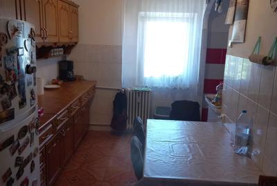 Apartament cu 3 camere decomandat în Exterior Vest - 4