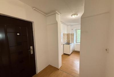 Apartament cu 2 camere semidecomandat în Micro 15 - 5