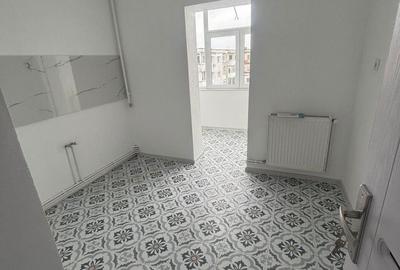 Apartament cu 3 camere decomandat în Geamăna - 3