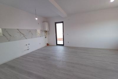 CASA CU 3 CAMERE , MIROSLAVA