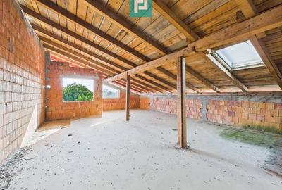 Imobil spa?ios la ro?u pentru investi?ie - Vinga - 3