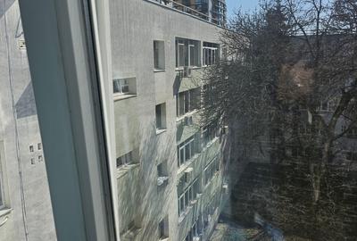 Apartament cu 3 camere semidecomandat în Titan - 9