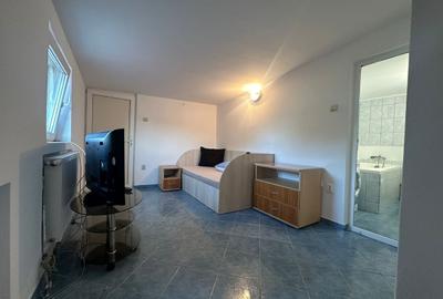 Apartament cu 2 camere semidecomandat în Progresul - 6