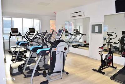 Spațiu comercial, de 1,700 mp, în Central - 14