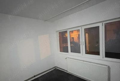 Garsonieră decomandată în Central - 4