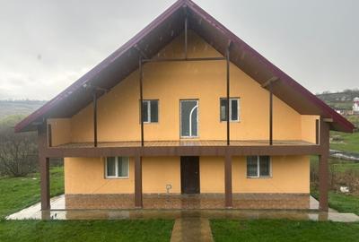 Casă individuală cu 3 camere în Central - 3