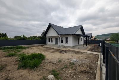 Casă individuală cu 3 camere cu Teren 380 Mp în Nord - 2