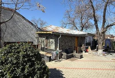 Casă individuală cu 6 camere cu Canalizare în Central - 4