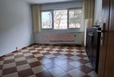 Garsonieră decomandată în Cantemir - 10