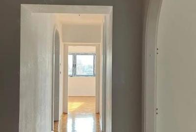 Apartament cu 3 camere decomandat în Rogerius - 12
