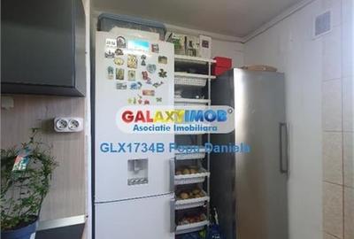 Vanzare 3 camere decomandat, Bdul 1 Decembrie - Scoala 82 - 16