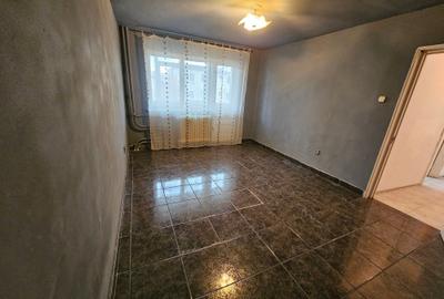 Tomis 3 - 2 camere- 250 euro. - 7