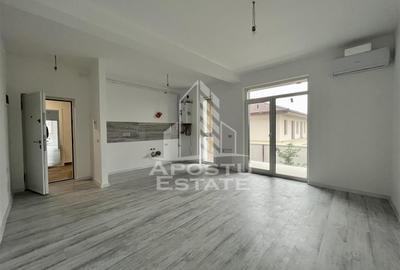 Apartament cu 2 camere semidecomandat în Giroc