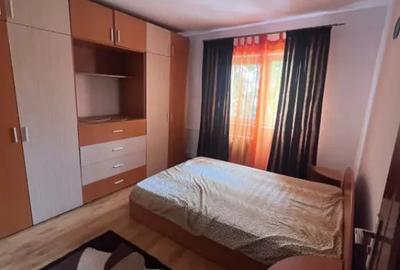 Apartament cu 2 camere decomandat în Rovine - 3