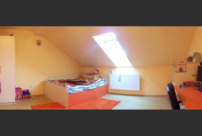 Apartament cu 4 camere decomandat, mobilat în Valea Aurie - 9