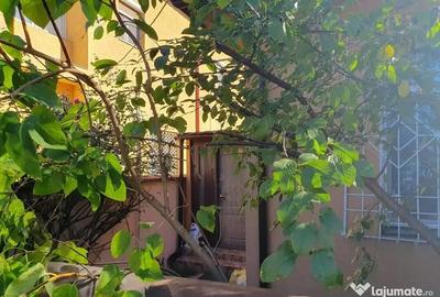 Casă cu 3 camere cu Canalizare în Floreasca - 3