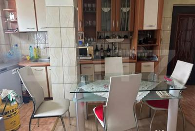 Apartament cu 3 camere decomandat în Central - 4