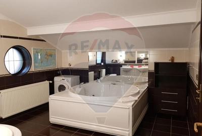 Hotel/pensiune 21 camere vanzare in Prahova, Sinaia, Ultracentral - 18