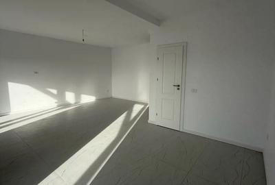 Casă cu 5 camere cu Teren 305 Mp în Remetea Mare - 3