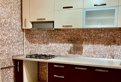 Apartament cu 2 camere decomandat în Obor