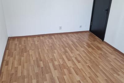 Apartament cu 4 camere decomandat în Tineretului - 20