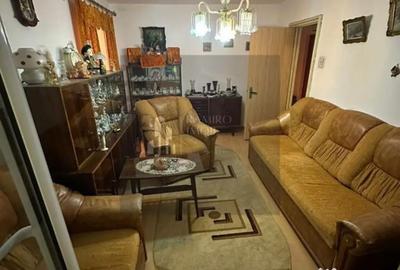 Apartament cu 3 camere semidecomandat în Progresul - 9