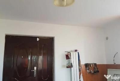 Casă cu 5 camere cu Teren 1000 Mp în Șcheia - 3