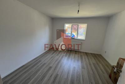 Duplex cu 3 camere cu Canalizare în Plopi - 5