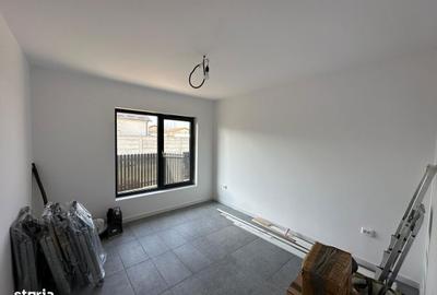 Casă cu 3 camere în Domnești - 2