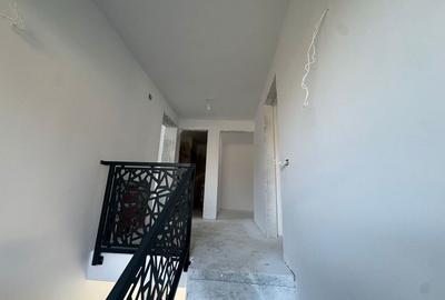 Casă cu 4 camere în Central - 1