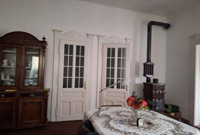 Casă cu 5 camere în Codlea - 5