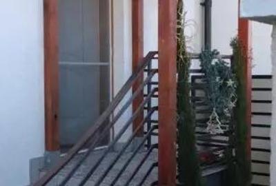 Casă cu 3 camere cu Teren 60 Mp în Mamaia - 9