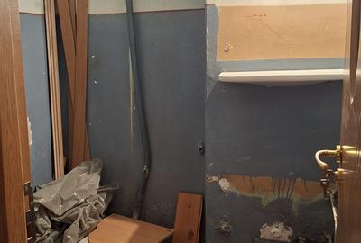 Apartament cu 3 camere decomandat în Prundu - 16