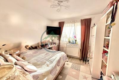 Apartament cu 3 camere decomandat, mobilat în 13 Decembrie - 11