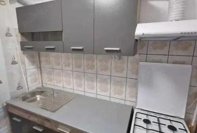 Apartament cu 3 camere semidecomandat în Alexandru cel Bun - 1